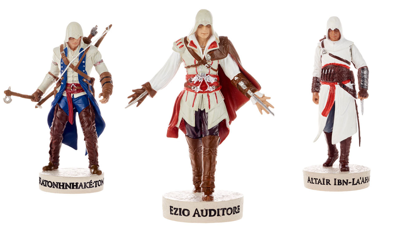 Ассасин крид коллекция. Фигурки ассасин Крид. Assassins Creed the Official Figurine collection. Сборная модель Assassins. Эцио Аудиторе костюм дворянина.